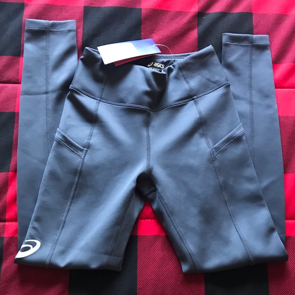 Small ASICS leggings with pockets
